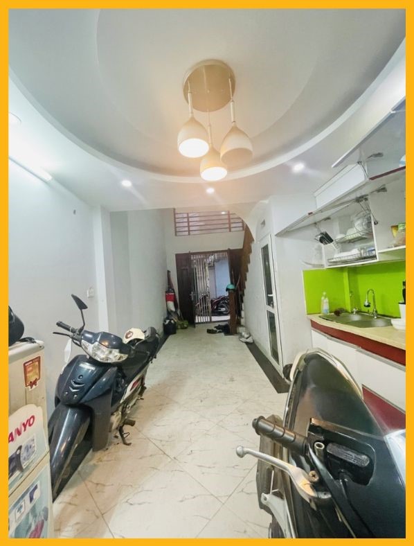 Khương Đình mặt ngõ Lớn, Lô góc, Kdoanh tốt, Ô tô vào, DT45m2 x 5 tầng, giá 4.7 tỷ.