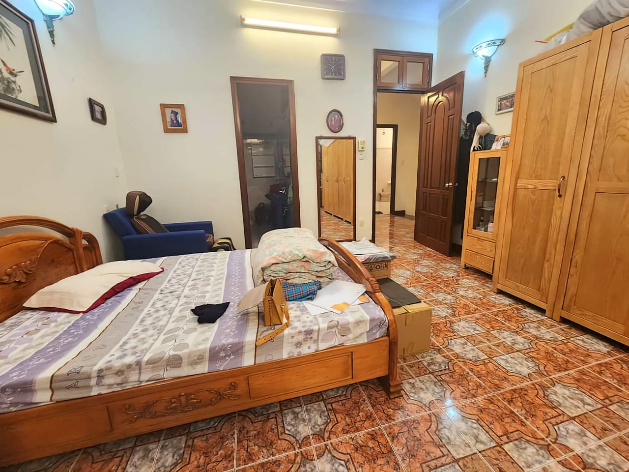 Bán Biệt Thự Lạc Long Quân, Tây Hồ, 260m2 4T MT12m 26 tỷ