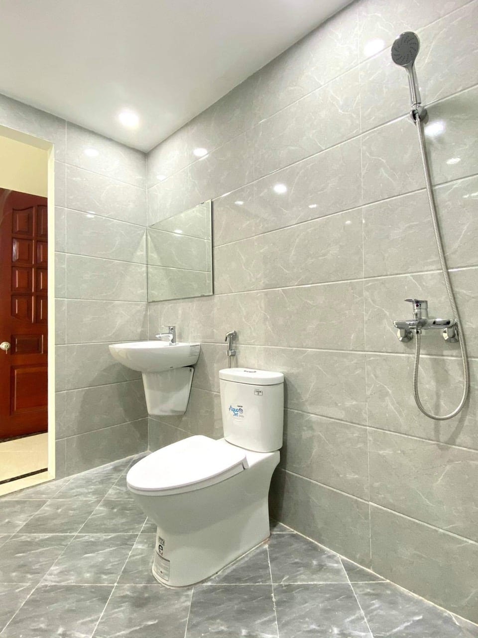 KHÓ TIN TRẦN CUNG 35m2 x 5T 4,1 TỶ OTO GẦN- KD- NÕ THÔNG THOÁNG- NỞ HẬU 4,1 TỶ.