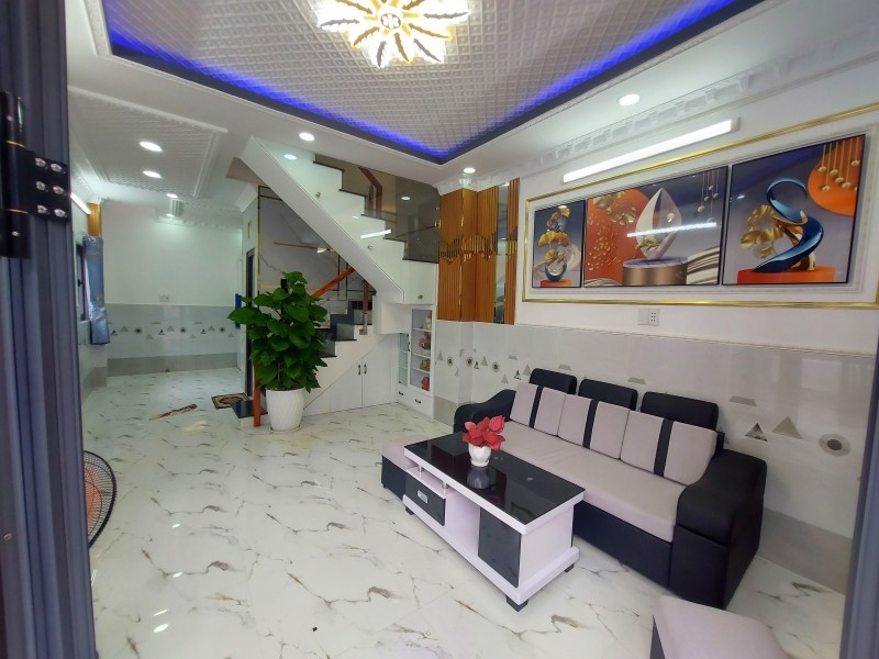 Chính chủ bán căn Nhà Bè, Hẻm xe hơi, Huỳnh Tấn Phát, Nhà mới 3 Lầu 4 PN, DT 50m2, Giá 3 tỷ