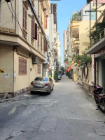 Căn nhà đang bán ngõ 27 Vạn Bảo Ba Đình Hà Nội - Dt40m2 - 3 tầng - mặt tiền 5m - giá 7 tỷ.