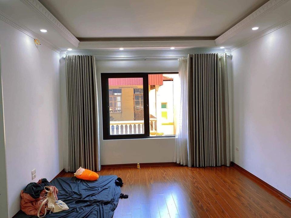 BÁN NHÀ NGÕ 612 ĐÊ LA THÀNH KINH DOANH ĐỈNH DIỆN TÍCH 48M2. GIÁ 6.6 TỶ.