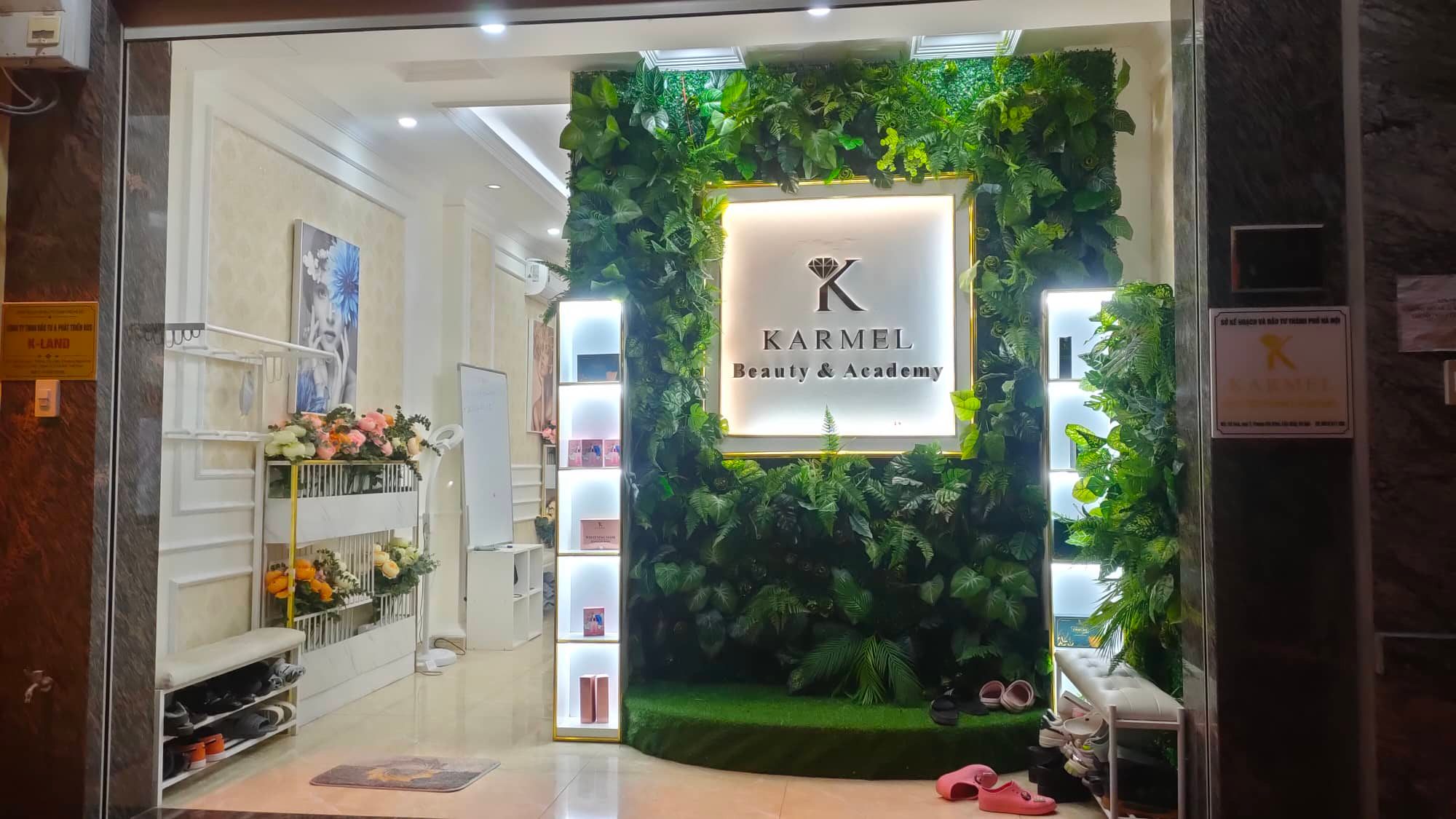 Bán Nhà Mặt Phố Đình Thôn, Mỹ Đình, 82m Kinh Doanh, Ô tô đỗ cửa nhỉnh 15 tỷ