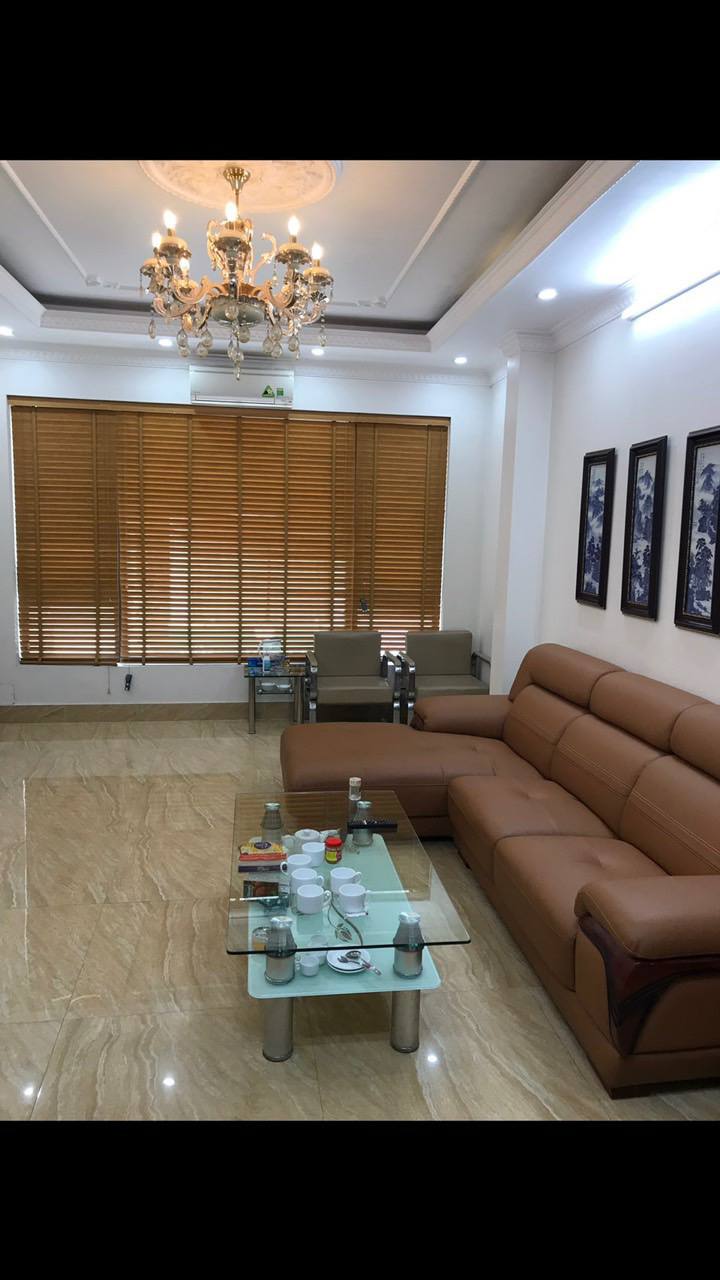 Mặt phố Thụy Khuê, DT 40m2 x 6 tầng, MT 4.8m, thông sàn kinh doanh mọi loại hình giá 28tr/th