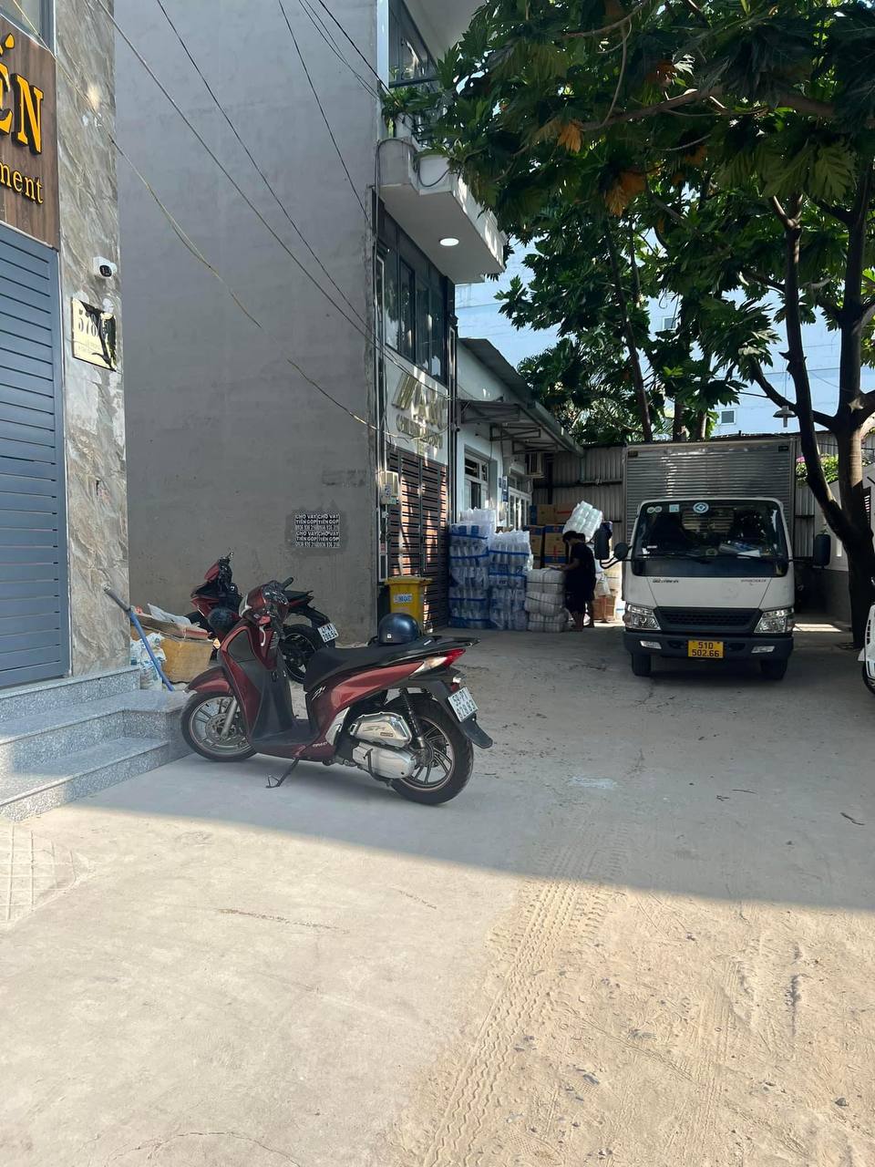 Bán căn hộ dịch vụ 6 tầng đường lê trọng tấn, hẻm xe tải, 91m2 chỉ 13.5 tỷ