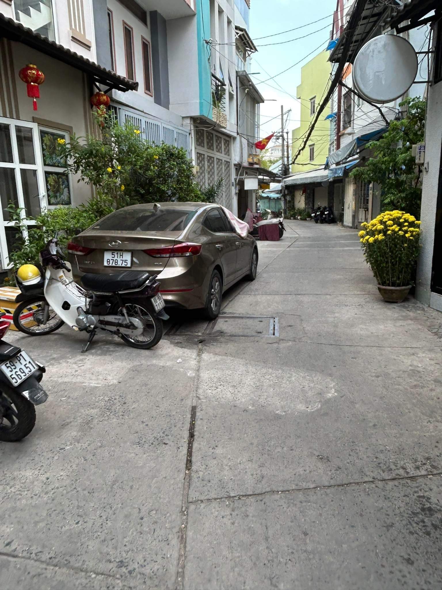 KHU VIP P4 TÂN BÌNH, HẺM ÔTÔ, NHÀ 4 TẦNG 3PN ĐẸP LUNG LINH, TẶNG NỘI THẤT XỊN, CHỈ NHỈNH 6 TỶ xíu.