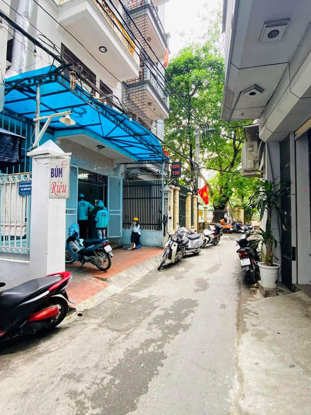 Bán nhà ngõ 155 DỊCH VỌNG, Cầu Giấy; 80m2 - 5 tầng, kinh doanh đa dạng.