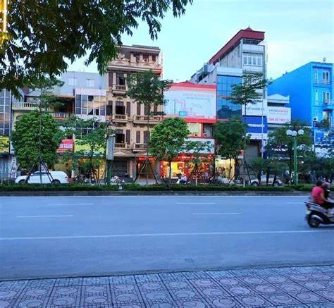 Siêu Hot! Mặt Phố Trần Khát Chân kinh doanh sầm uất 70m mặt tiền 4.5m nở hậu chỉ 16.5 tỷ