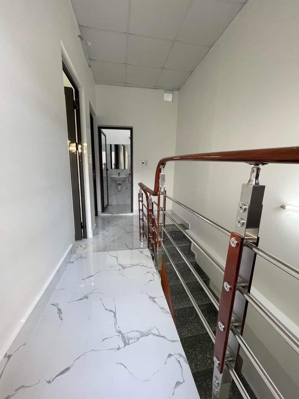 Bán nhà số 46/75 Trung Hành 2 tầng GIÁ 1.65 tỉ có 2 Ngủ, ngõ cực nông