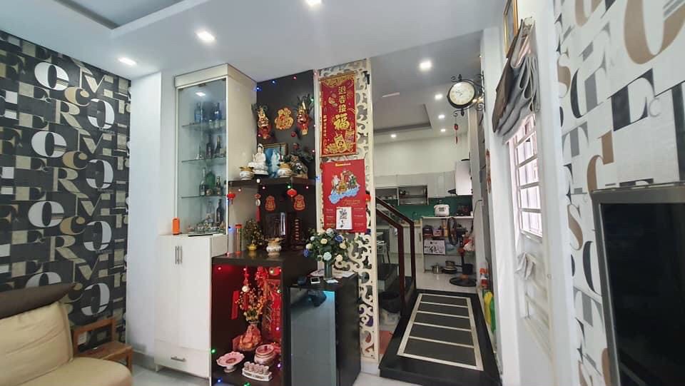 Kẹt nợ bán nhà 1L đường Lê Văn Việt Q9 65M2 Gía TT 970tr gần coppmart shr tiện KD