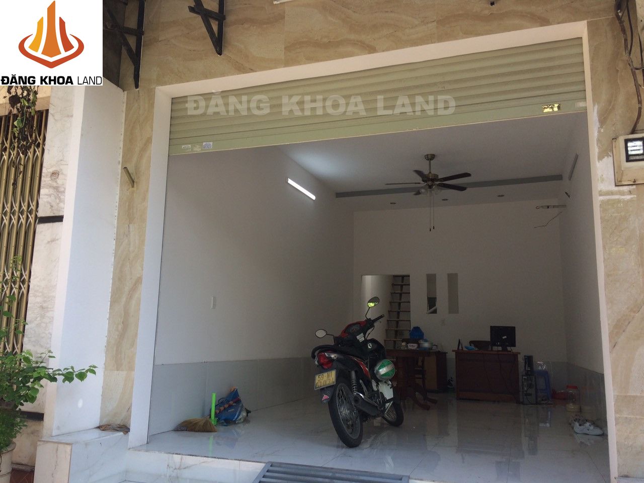 Nhà Mặt Tiền đường số 8, Phước Bình thích hợp đầu tư kinh doanh.