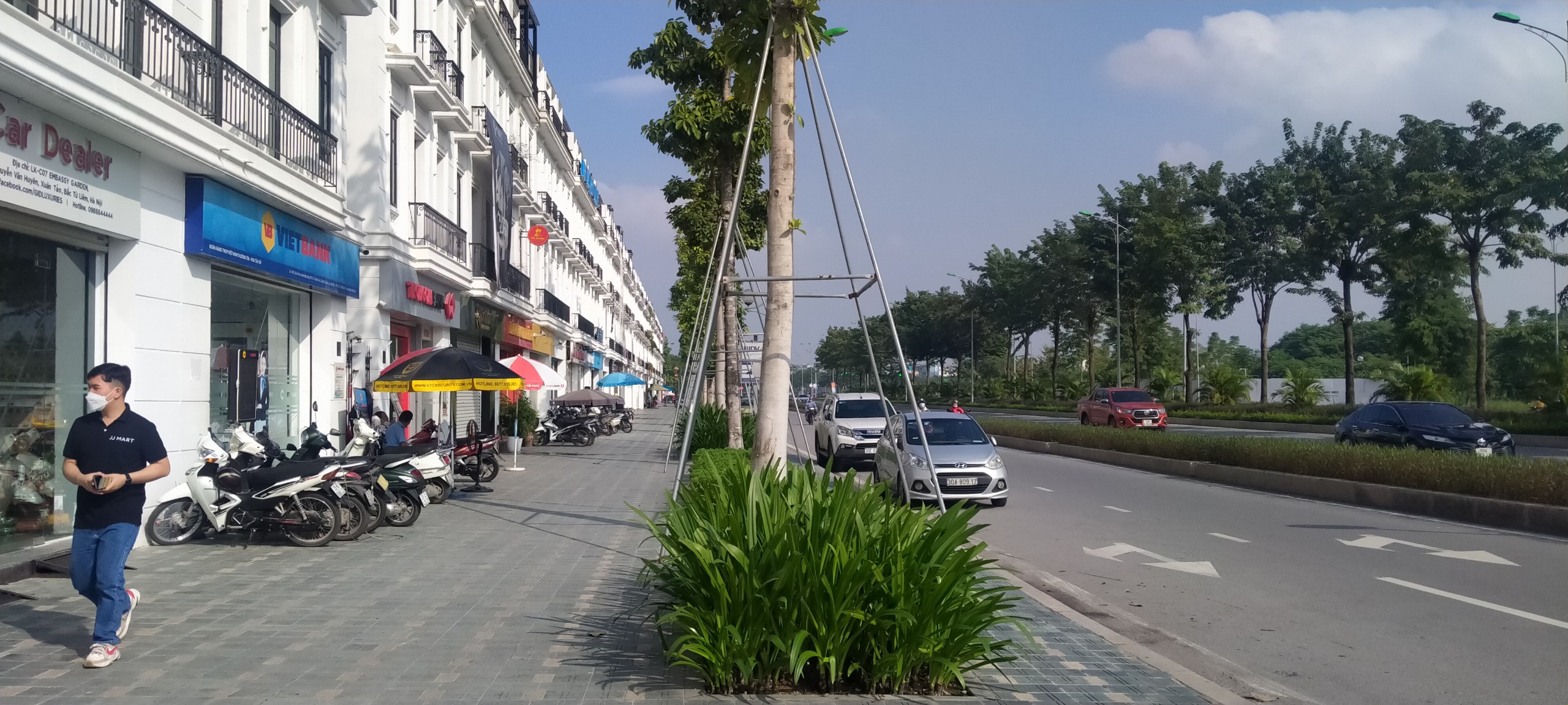 CHO THUÊ LIỀN KỀ EMBASSY GARDEN MẶT ĐƯỜNG HOÀNG MINH THẢO