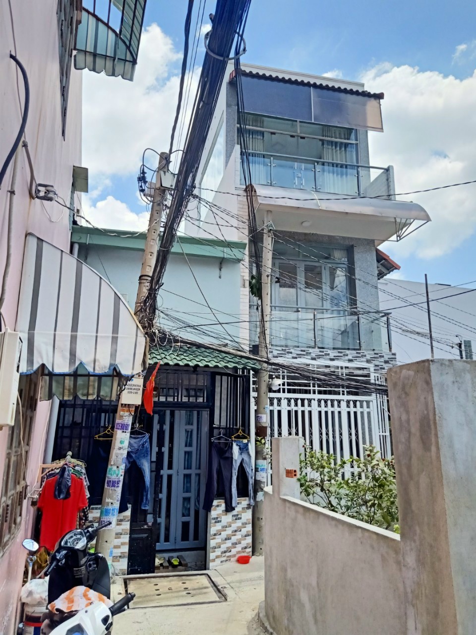 Bán nhà 4 lầu sổ hồng riêng hẻm 17 Dương Cát Lợi Nhà Bè