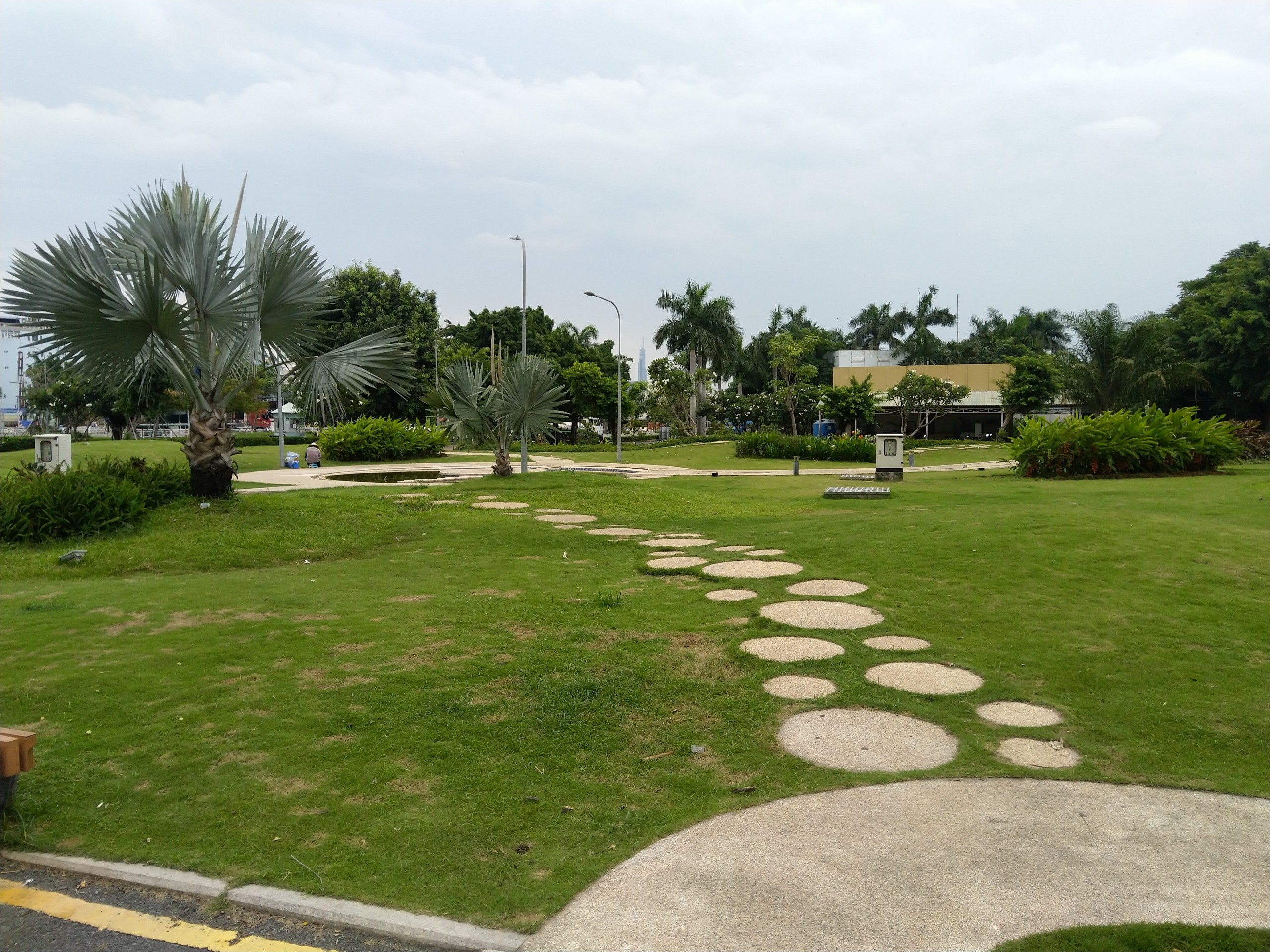 Căn hộ Eco Green gia rẻ 2PN 15tr/ tháng quận 7.