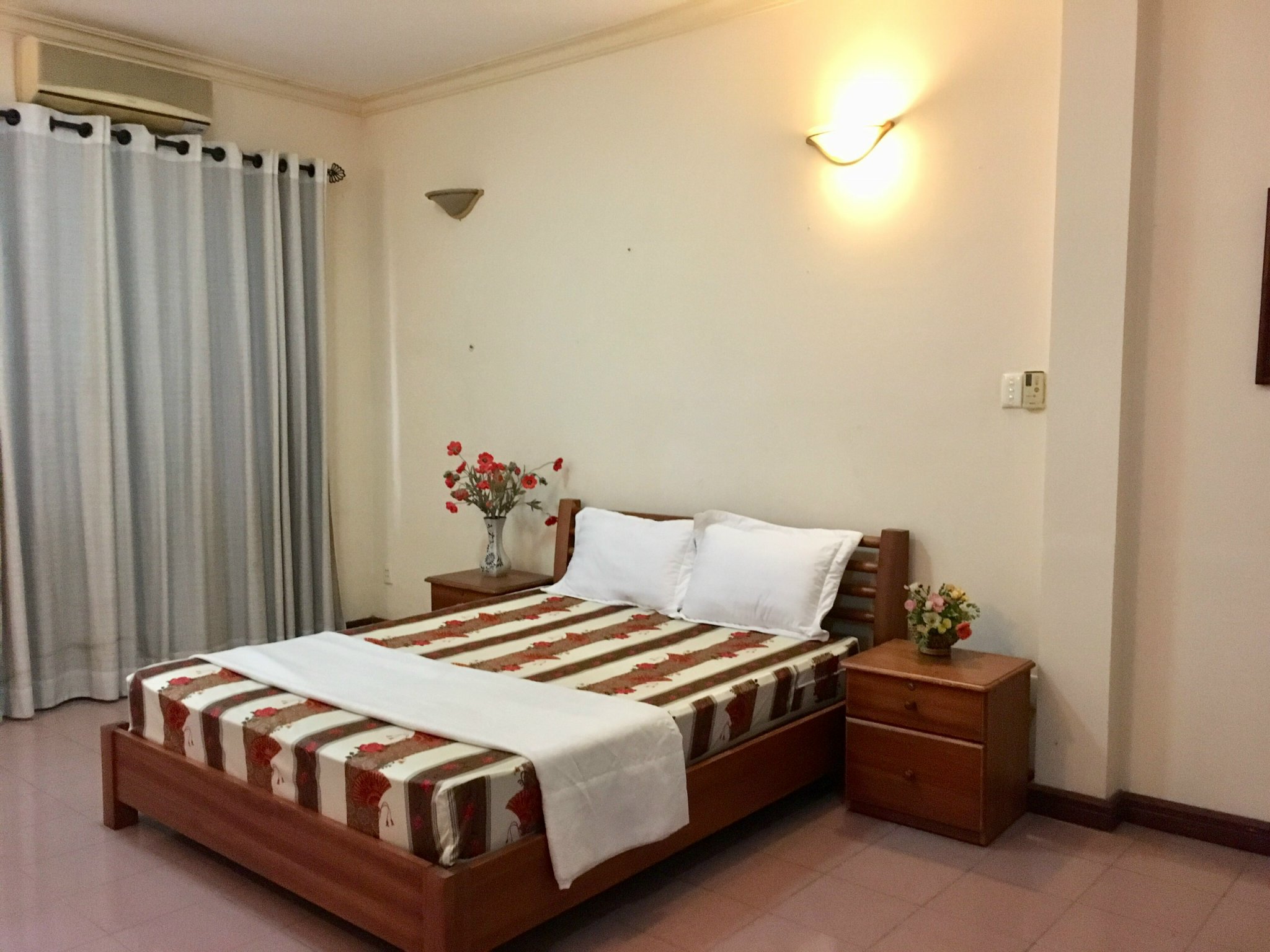 Nhà hẻm bàn cờ Đinh Bộ Lĩnh Phường 26, DTCN 72m2, 4 lầu, 13.8 Tỷ TL