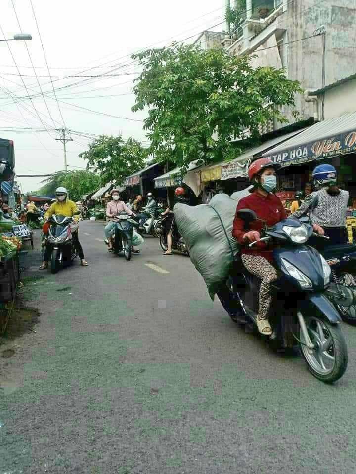 Cần Bán Gấp Dãy Trọ - Gần Ngã Tư Nước Đá Cách Nguyễn Ảnh Thủ 100m, Thới Tam Thôn - Hóc Môn. Sản Phẩm Hiếm Giá Rẻ – cơ sở sẵn thu nhập thụ động