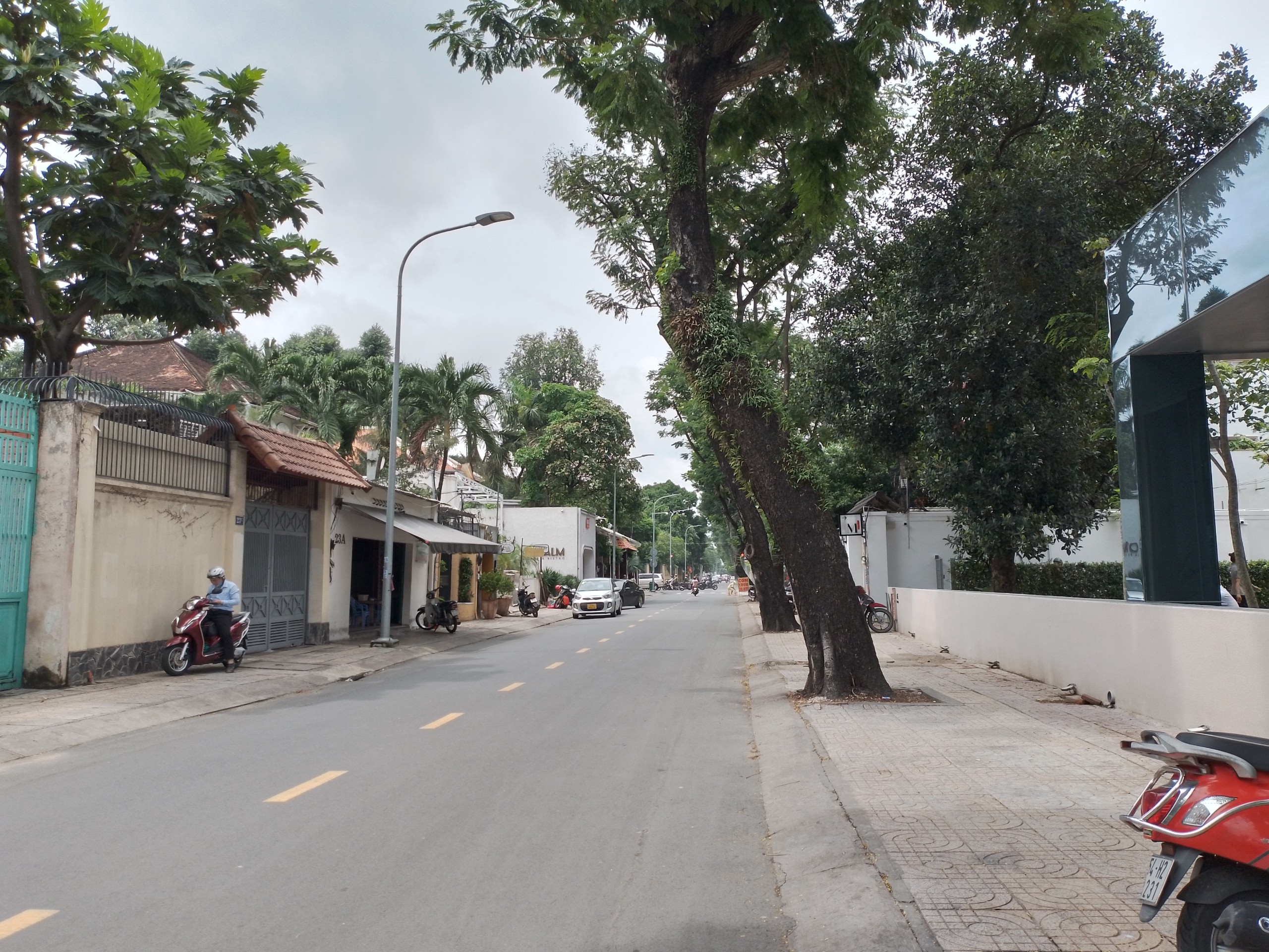 Cho thuê nhà nguyên căn mặt tiền Tú Xương,P.6, Q.3