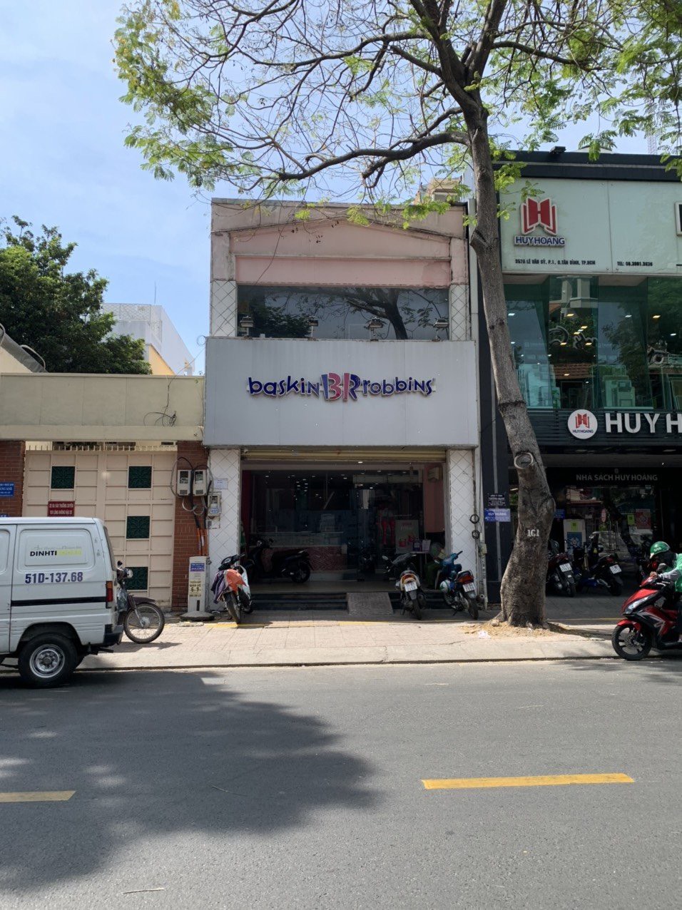 Siêu Phẩm! Bán nhà MT Lê Văn Sỹ, P. 10, PN (7 x 20m) CN 126m2, 4 Tầng, HĐT: 130tr/th, Gía: 41 tỷ TL