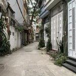 Bán nhà Trương Định, LÔ GÓC NGÕ THÔNG, 5 tầng, giá 4.2 tỷ