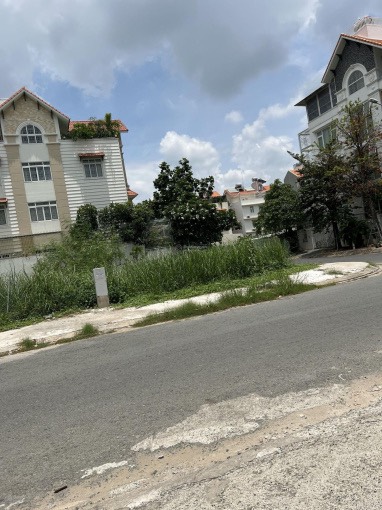 Bán Đất nền Biệt Thự KDC Himlam p Tân HƯng Q7.DT:10x20.Hướng Bắc .Giá: 45,2 tỷ Bớt Lộc.