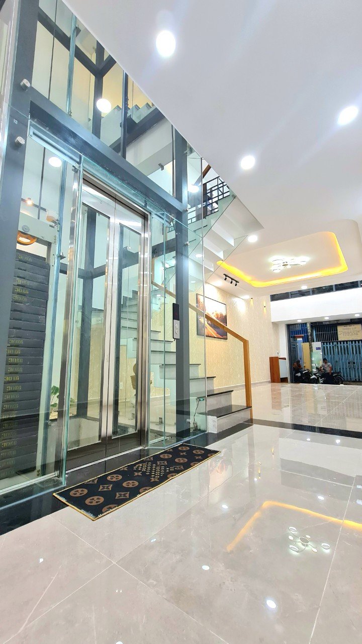 Bán hoa hậu đường Lương Định Của Q.2, MT 45m, DT 3028m2, tặng GPXD: 28 tầng chỉ 1100 Tỷ.