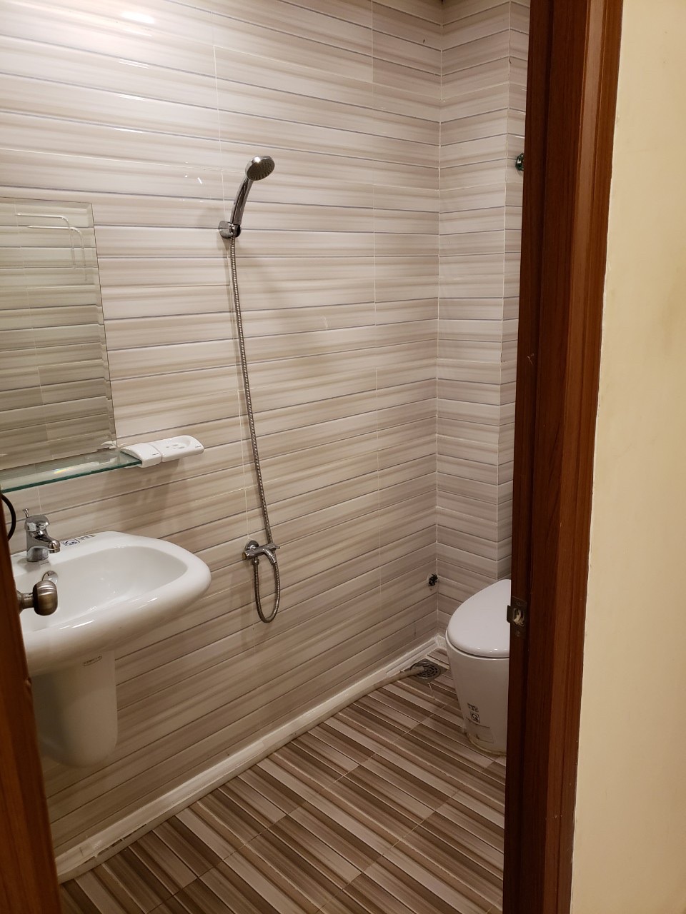 Bán nhà hẻm xe tải Trần Hưng Đạo, Phường 6, Quận 5, 4x18,5m, giá 12,8 tỷ thương lượng