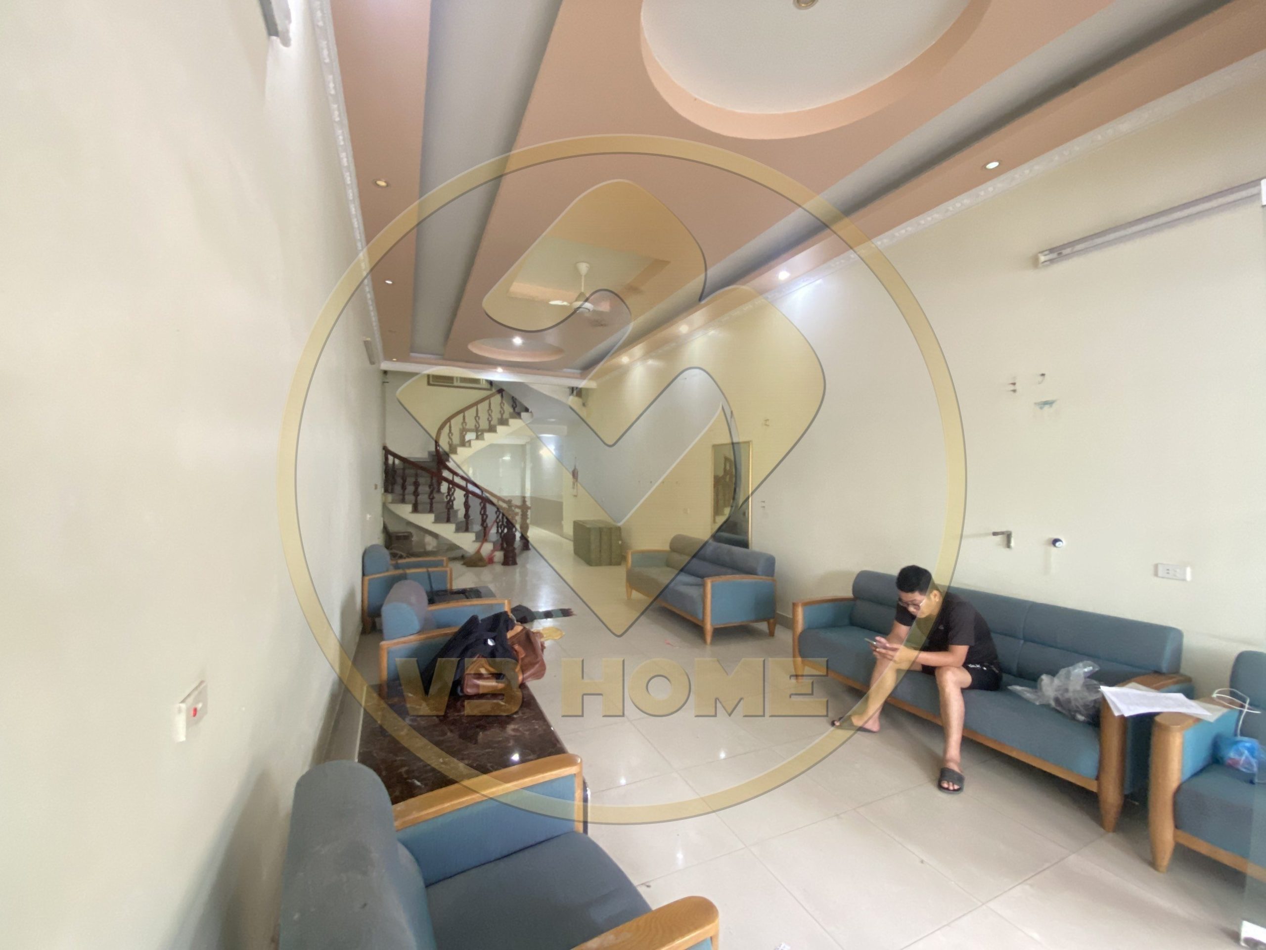 MT1318. CHÍNH CHỦ CHO THUÊ NHÀ MẶT ĐƯỜNG QUÁN NAM 80M2 3.5 TẦNG MẶT TIỀN 5M