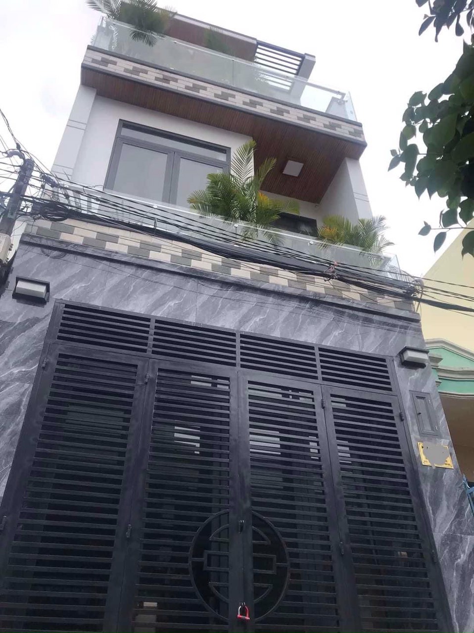 Bán nhà 2 tầng, Trường Thọ Thủ Đức, dt 62,5m2 giá 6,5 tỷ