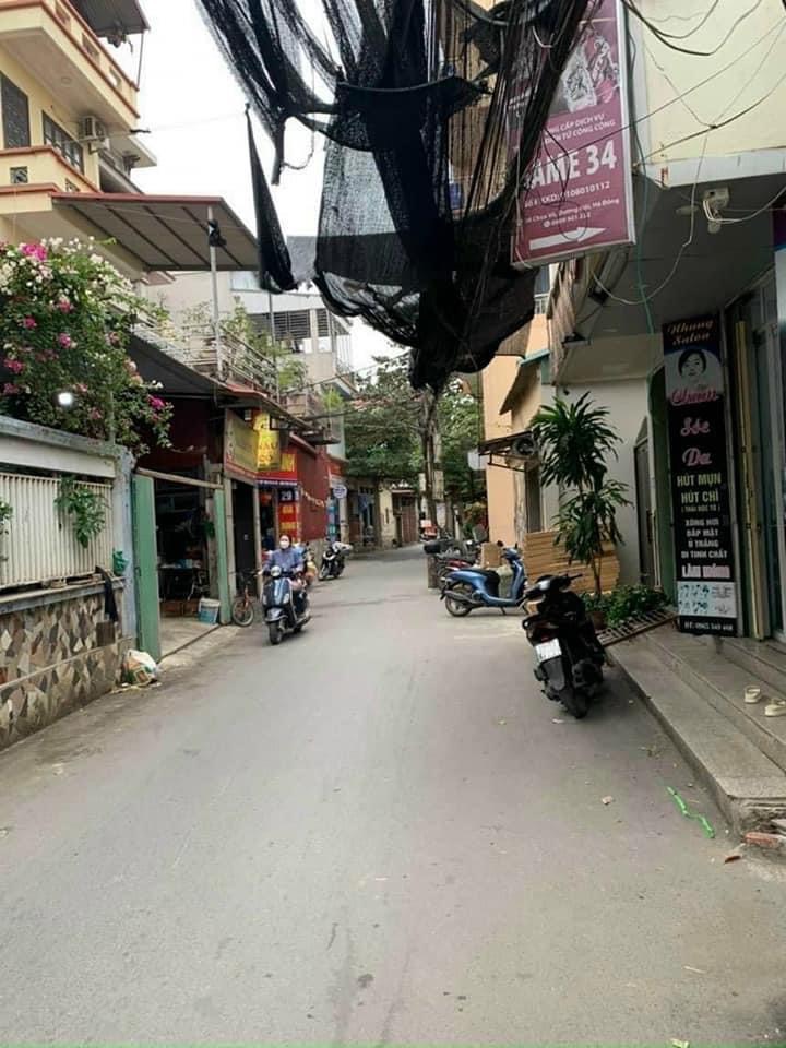 Chính chủ của nhà em bán mảnh thổ cư lô góc 30m Dương Nội - Trục Chính đường la nội - Giá chỉ 3ty