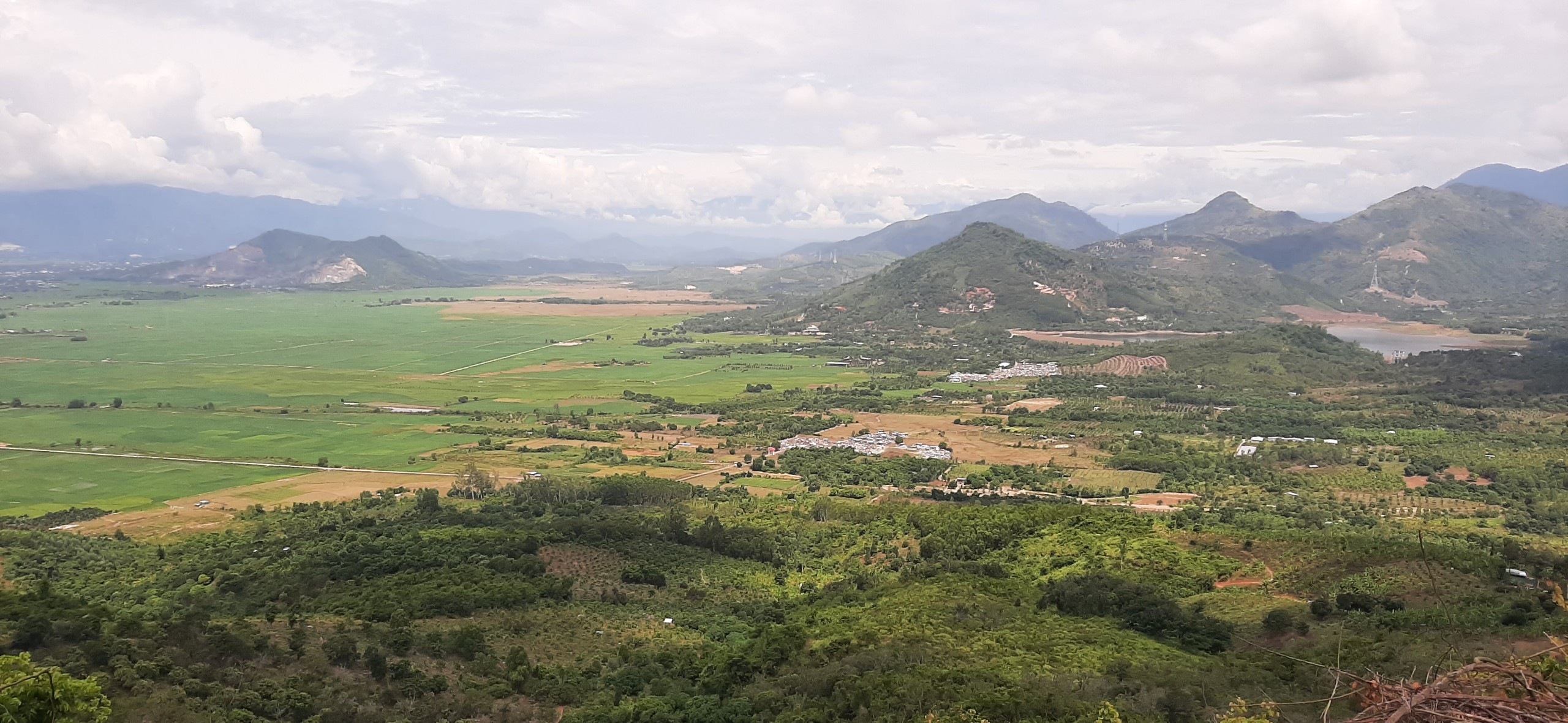 Bán 3hecta đất rừng view tuyệt đẹp ở Diên Điền, Diên Khánh giá 3,4 tỷ