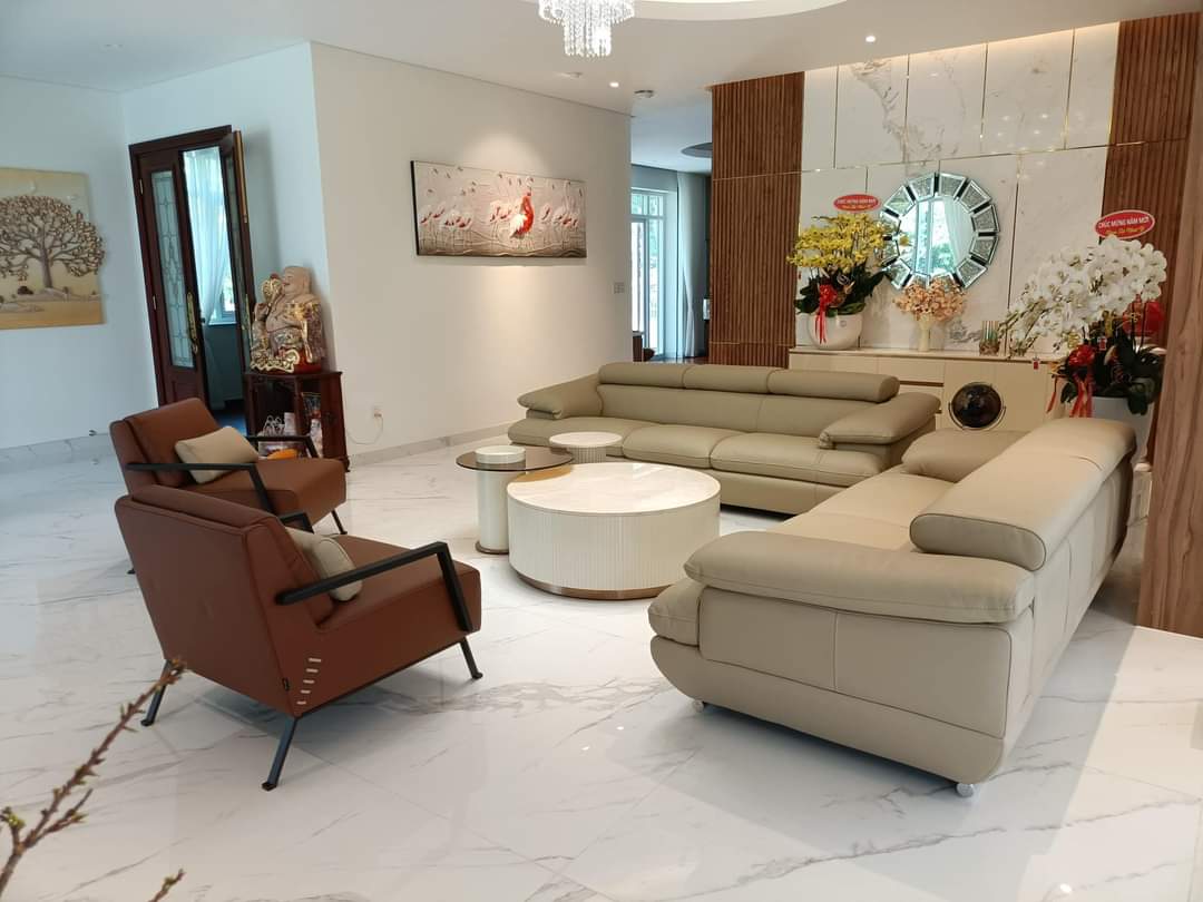 Nhà đẹp nhỏ xinh Ngọc Thuỵ, 5 tầng mới, ô tô, nhỉnh 3 tỷ.