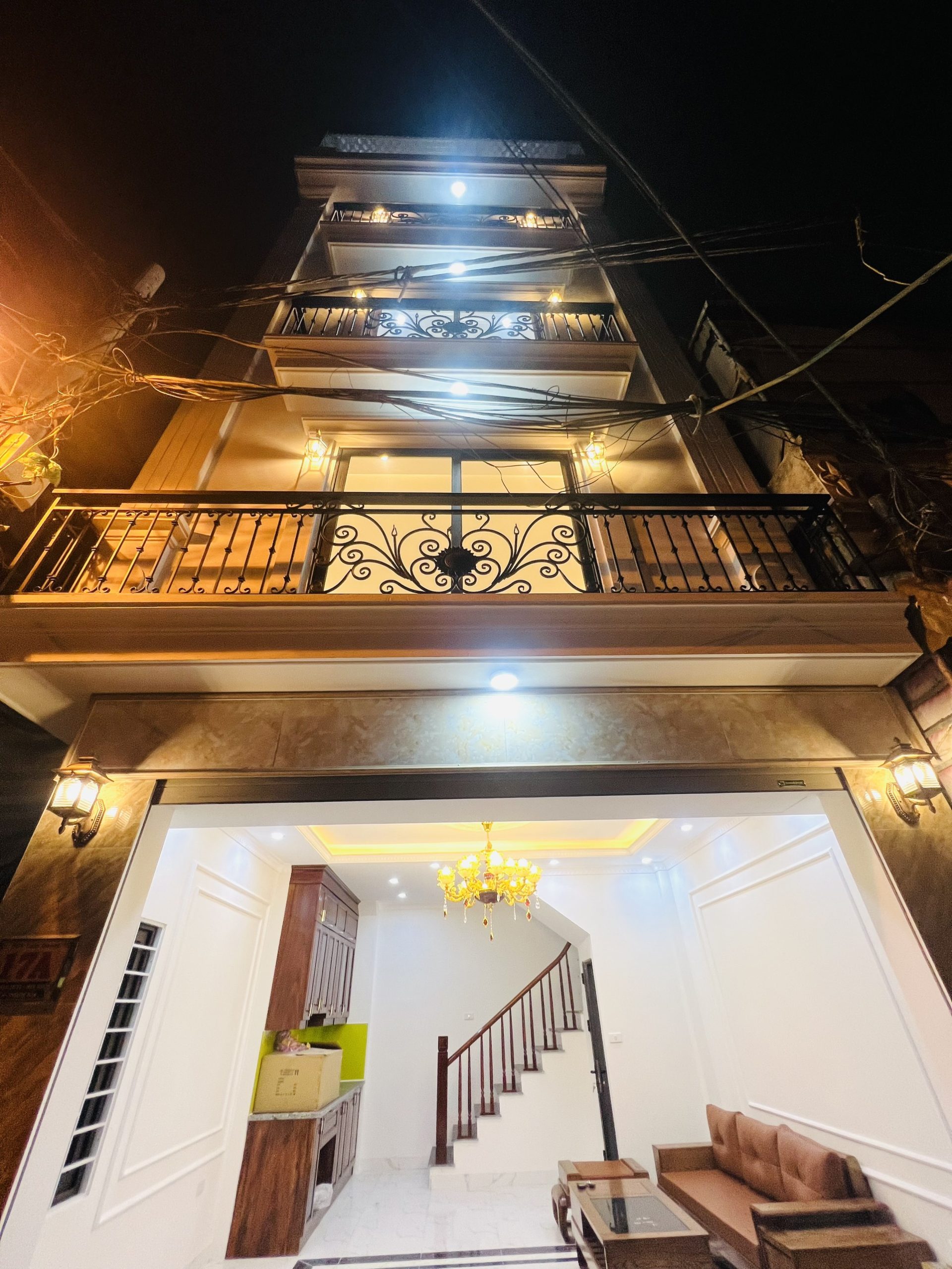 Bán nhà Bát Khối, ô tô, kinh doanh, nhà 5 Tầng, Dt 32m, giá 3 tỷ.