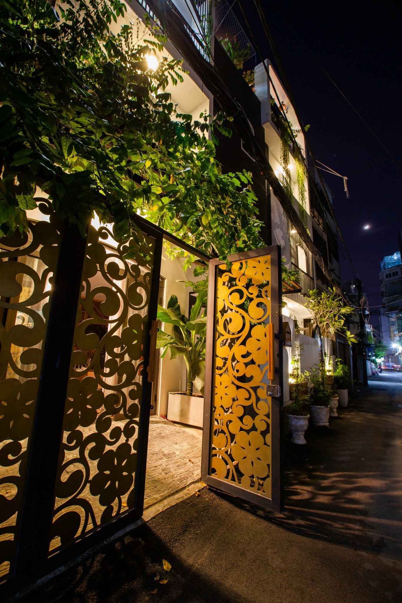 Chính chủ cần bán gấp nhà hẻm Trần Đình Xu Quận 1 chỉ 28 tỷ