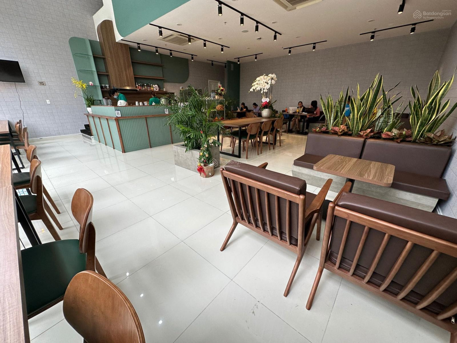 Cần Sang nhượng quán cà phê cc Florita Quận 7