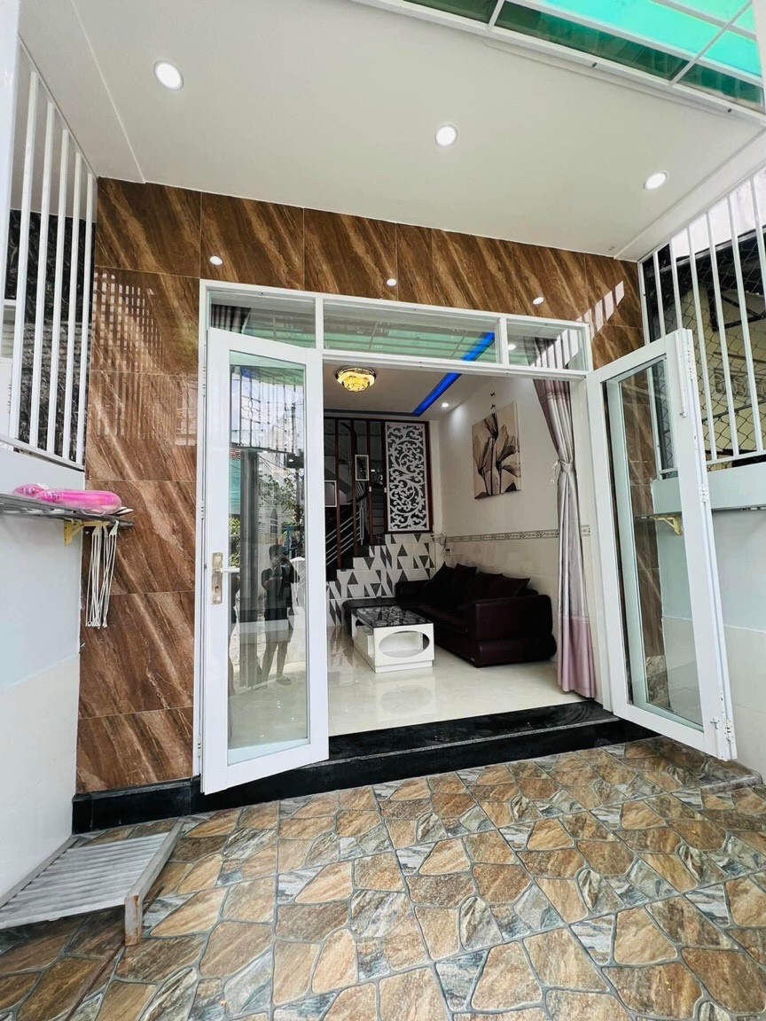 Nhà 3 tầng hẻm Đồng Nai, Phước Hải chỉ 2,7 tỷ chốt