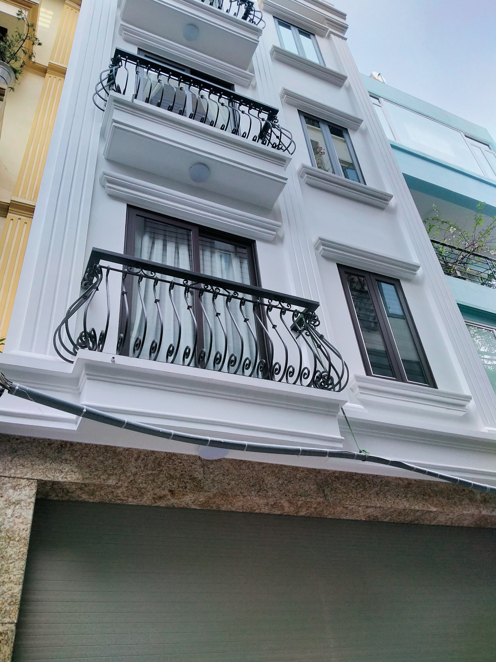 Bán Siêu phẩm phân lô (a,b,c,d) Ngọc Thụy- Long Biên 31m2*mt3,6*5tầng*giá chào 3,6tỷ.LH