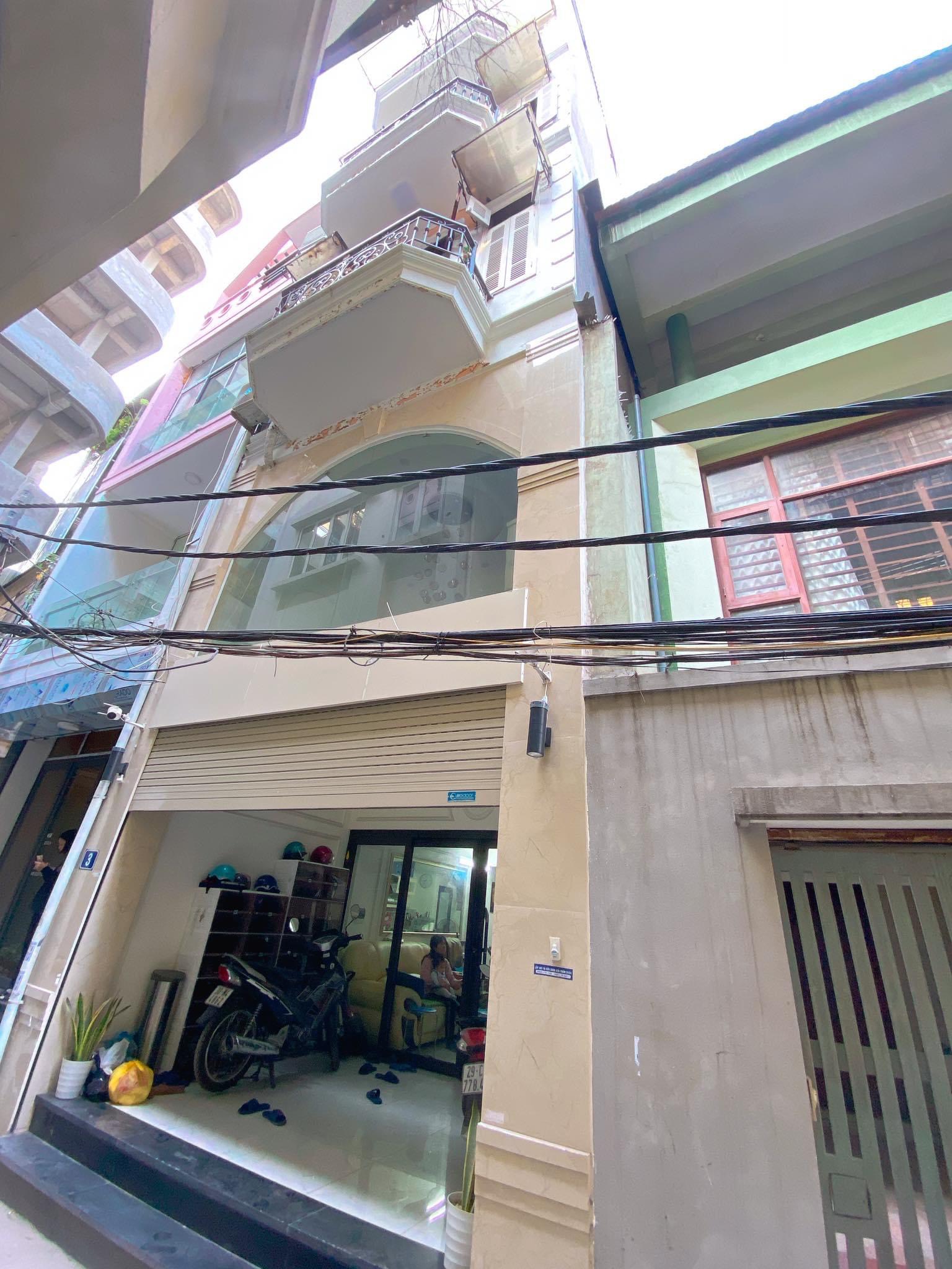 Bán Nhà phố Đội Cấn, trung tâm Ba Đình 52m2 MT 5,2m oto ngõ thông kinh doanh đỉnh 9,5tỷ