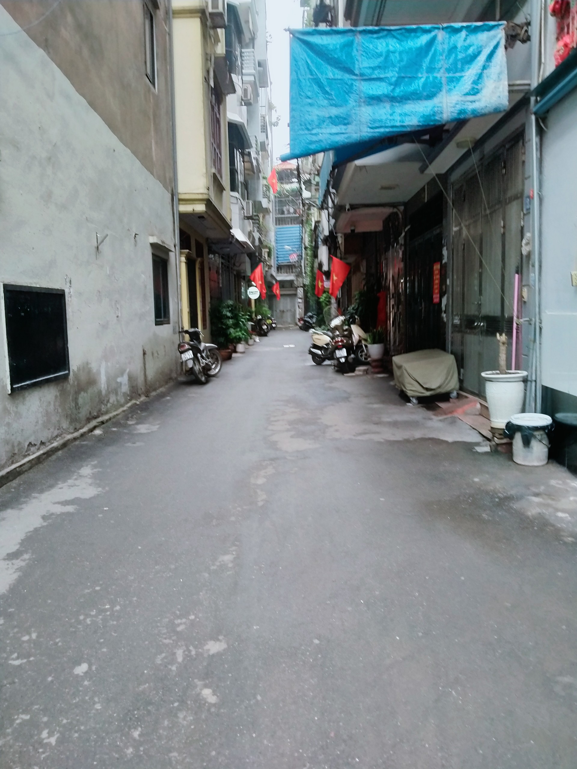 BÁN NHÀ ĐẸP - BA ĐÌNH-Ô TÔ-KINH DOANH *DT40 *MT4*3Tầng*Giá chào 4 tỷ nhỉnh.