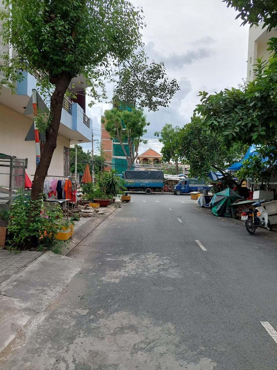 CHỦ GẤP BÁN GIẢM GIÁ CÒN 12.9 TỶ _ CHÍNH CHỦ TRANG BÌA- MẶT TIỀN ĐƯỜNG SỐ - 4 TẦNG- NGANG 5M- KHU CÔNG ÍCH QUẬN 4