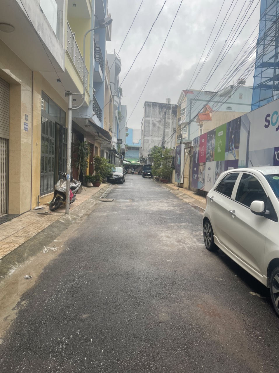 Bán nền đường Hồ Tùng Mậu ( TTTM Cái Khế ) , lộ ô tô 6m đên nền . Nền đẹp không vướng