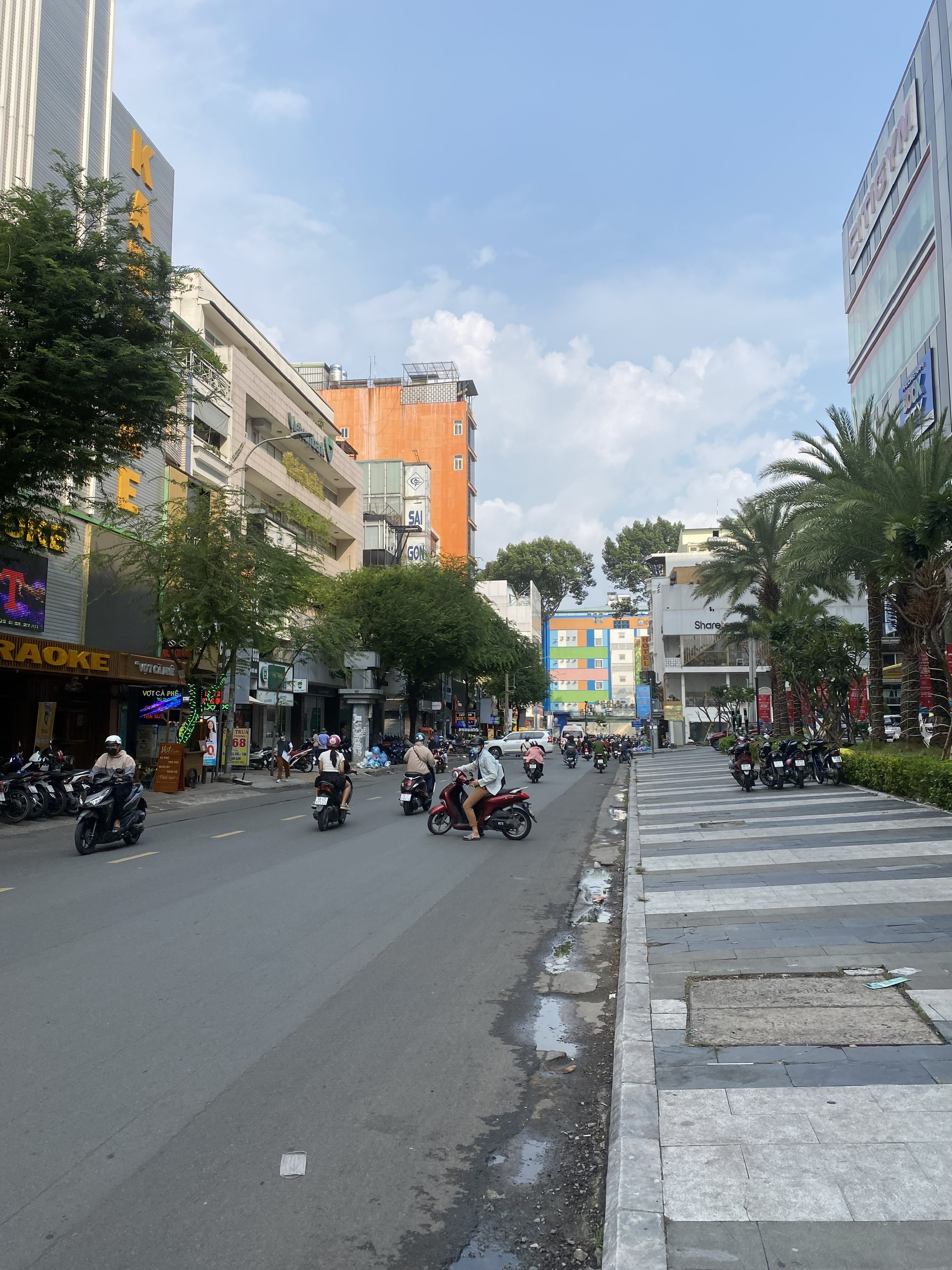 Cho thuê nhà góc 2MT Sư Vạn Hạnh, Phường 12, Quận 10