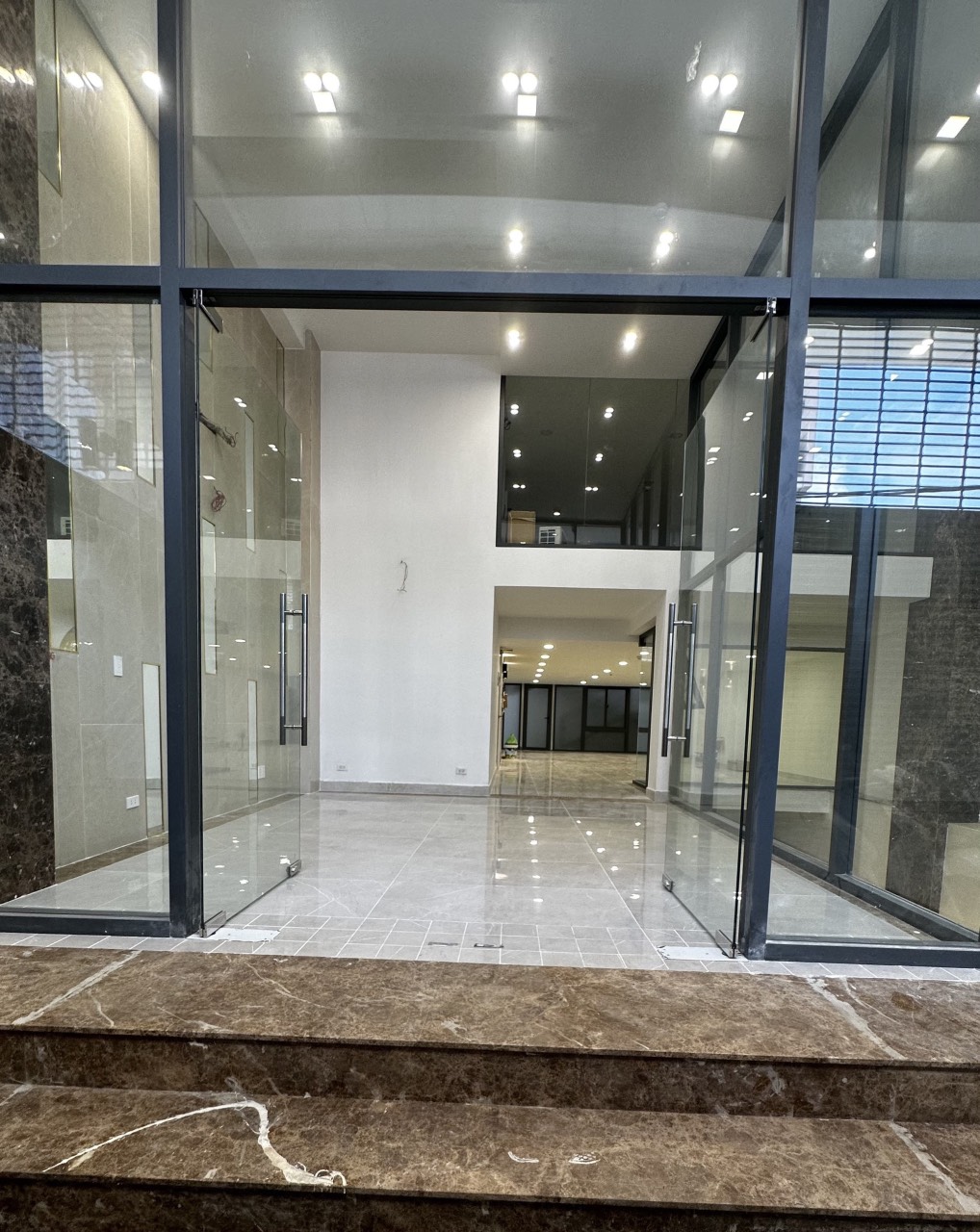 Cho thuê TOÀ NHÀ ZETA - 13-15 TRẦN KHẮC CHÂN P.TÂN ĐỊNH QUẬN 1