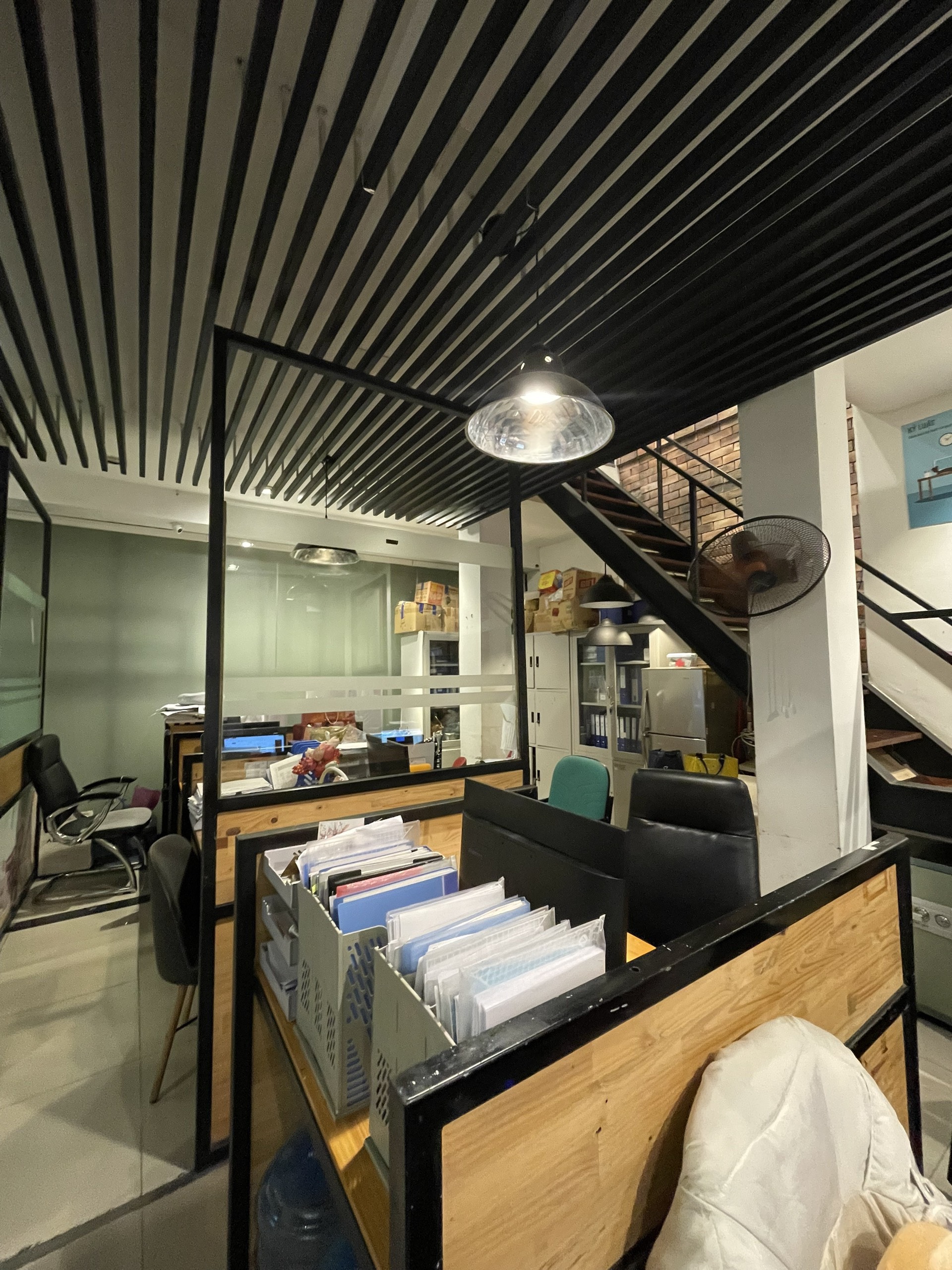 Sang Nhượng Mặt Bằng Kinh Doanh Hoặc Làm Văn Phòng Ngay Mặt Phố Kim Mã