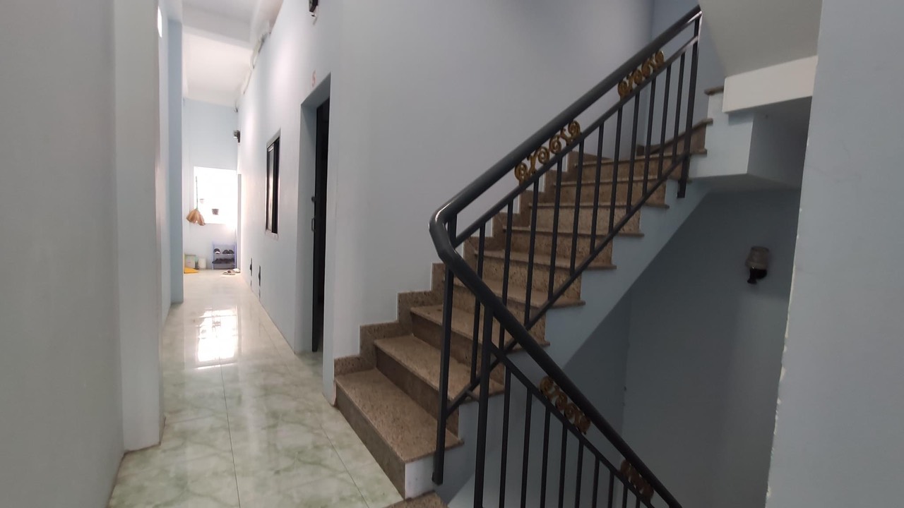 BÁN GẤP CHDV 12 PHÒNG BÌNH THÀNH - DÒNG TIỀN 25TR - XE TẢI ĐẬU TRƯớC NHÀ.