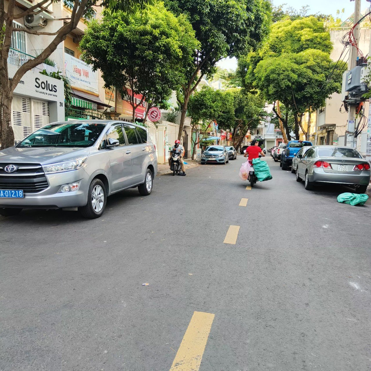 Bán MT Phú Nhuận giá MT bằng giá hẻm chỉ 9 tỷ 5 đẹp lung linh