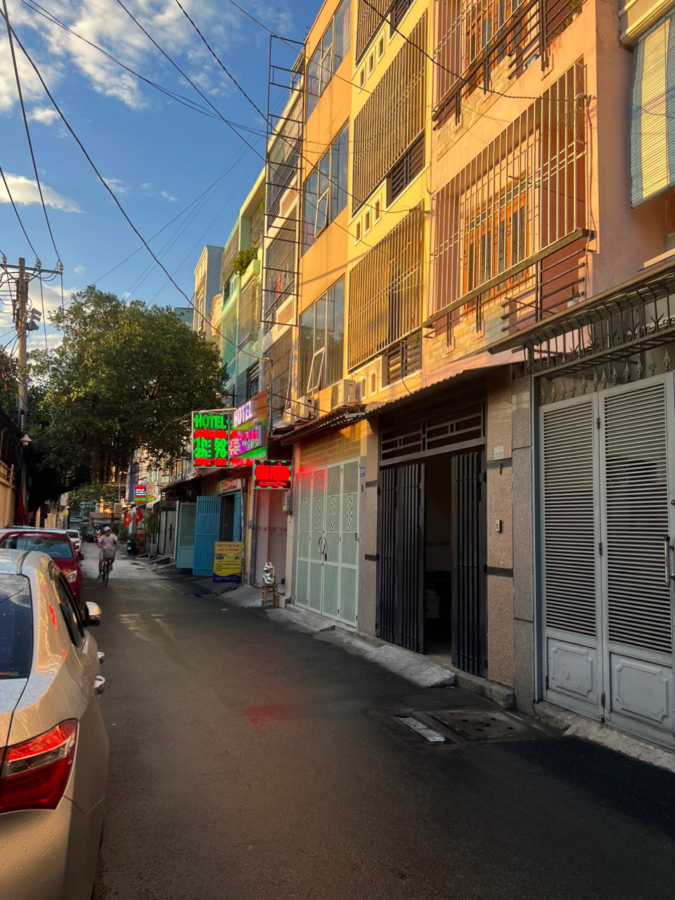 Cho thuê nhà hẻm xe hơi Tô Hiến Thành P15 Q 10