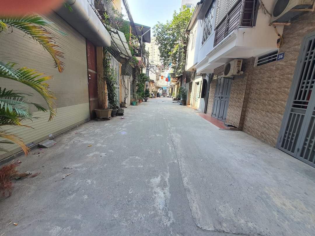 Bán nhà ngõ 47 Nguyễn Đức Cảnh, Dt 46m2 4 tầng, mt 3,8 m, giá 4,6 tỷ