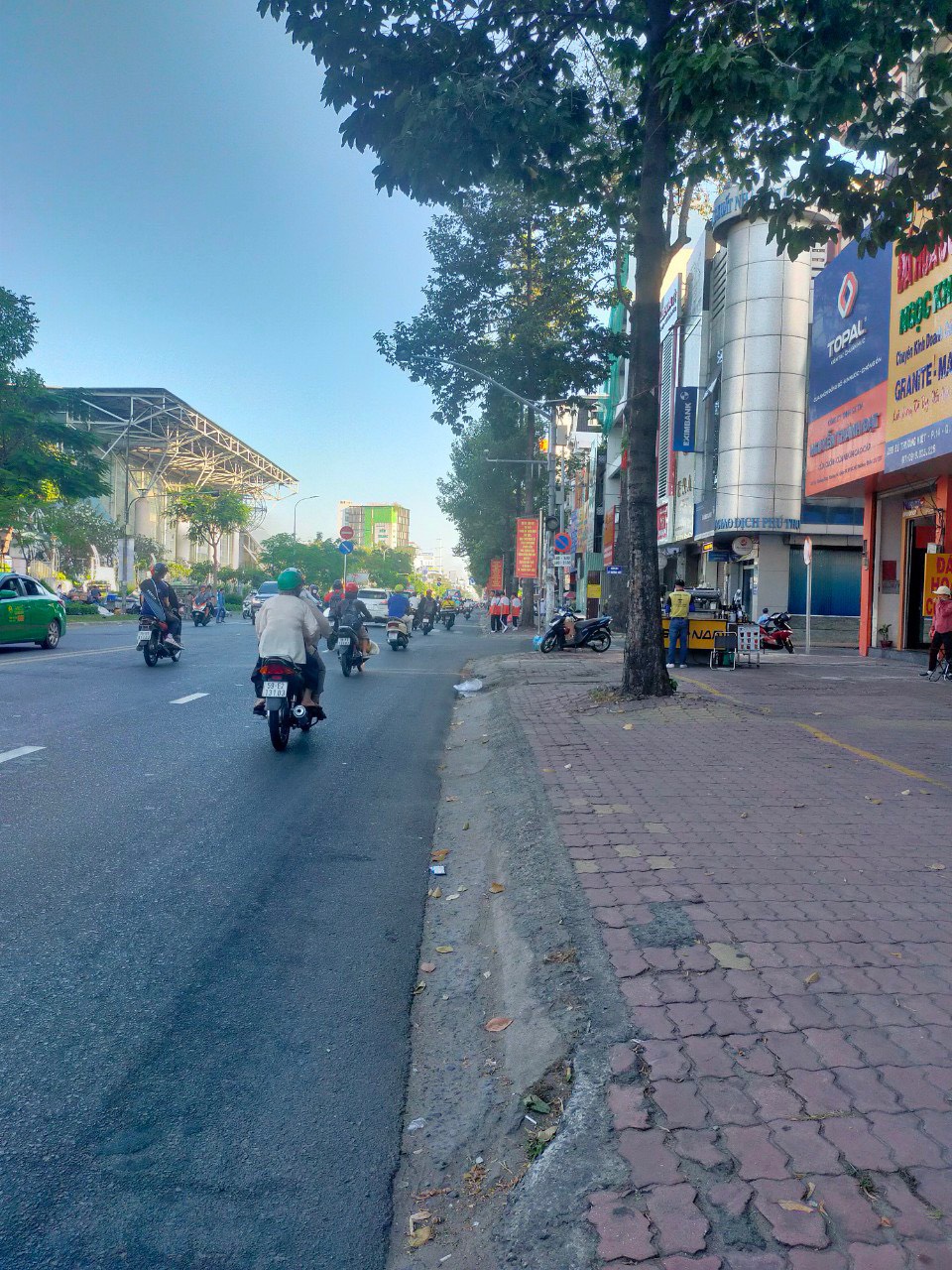 Cho thuê nhà mặt tiền Lý Thường Kiệt P14 Q10