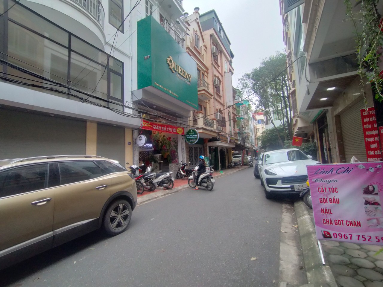 Bán nhà ngõ 88 Trung Kính. Dt 72m2 x 7T, Mt 5,2m. Thang máy. Giá 22,5 tỷ.