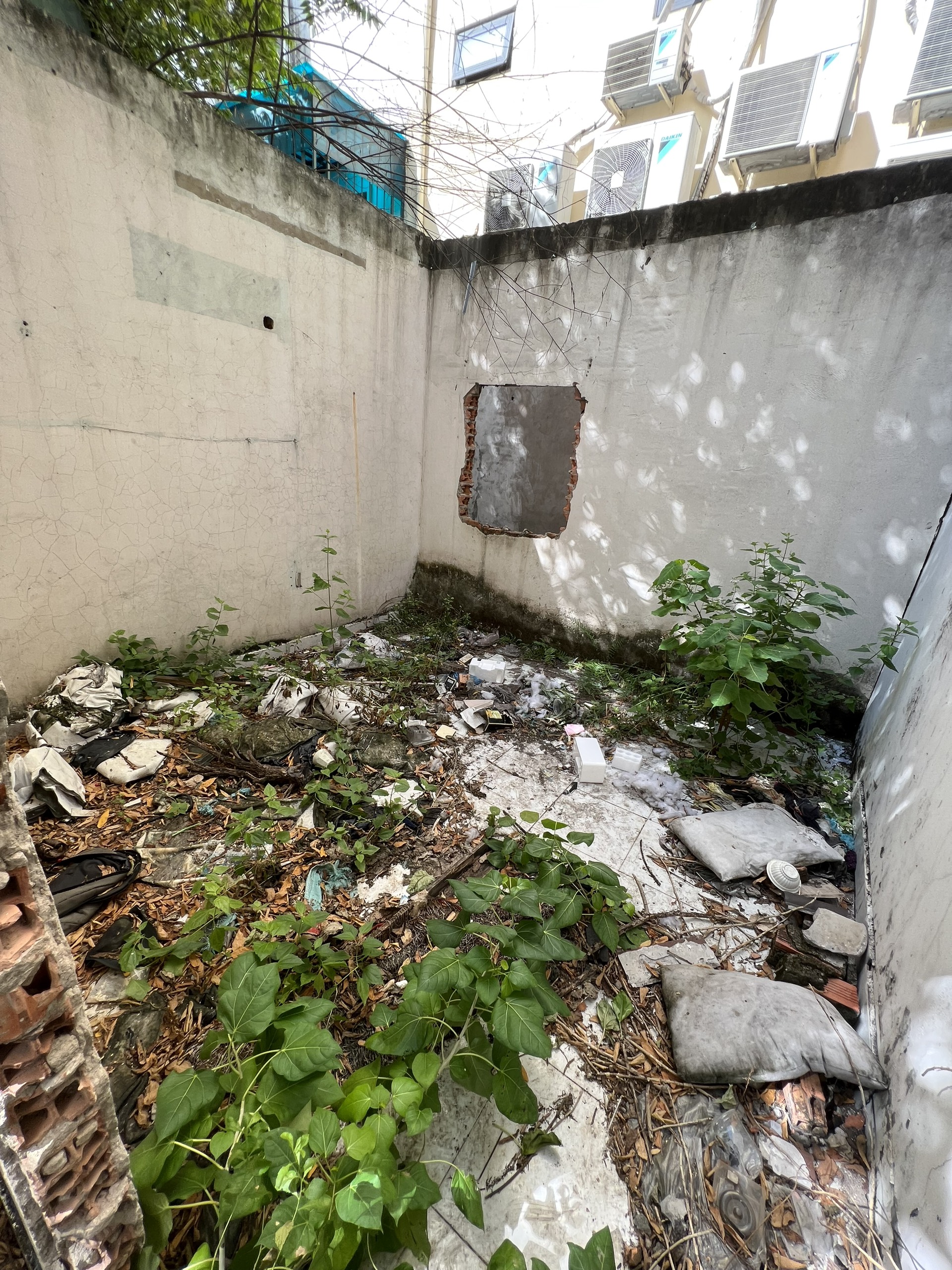 Đất cho thuê KDC Trung Sơn Bình Hưng Bình Chánh gần cầu HimLam .DT:6x20.Giá: 9tr/th .